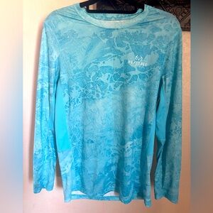 Realtree Women's Blue Long Sleeve Shirt size small
